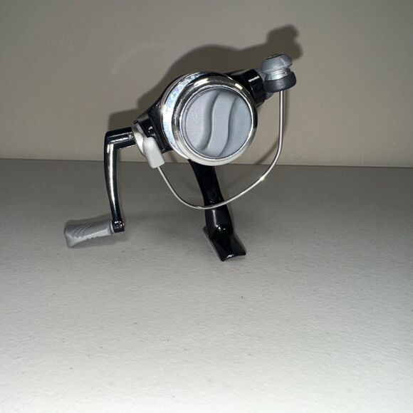 Fishing Reel Storm TSSCK-3 Sportcast Spinning Salt Freshwater Lake Sea Youth - Picture 2 of 9